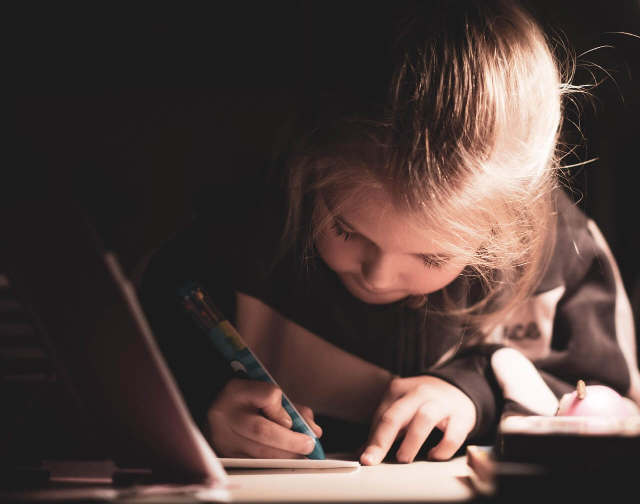 Transition Words for Kids: How to Improve Writing Flow and Clarity