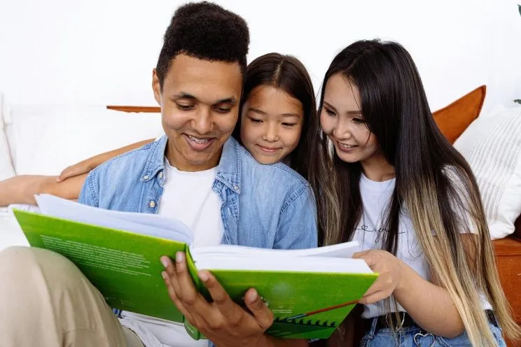 How to Increase Reading Speed: 10 Best Methods in 2025