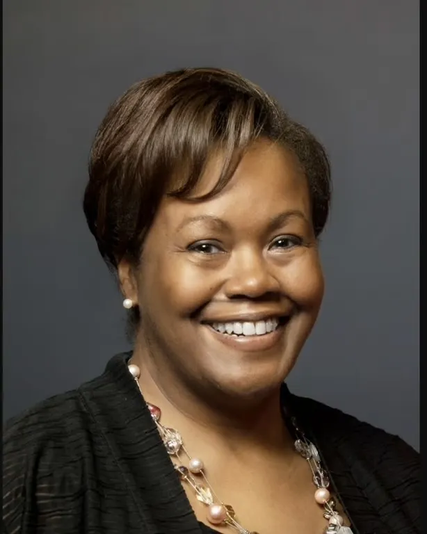 Author Melanie Haniph