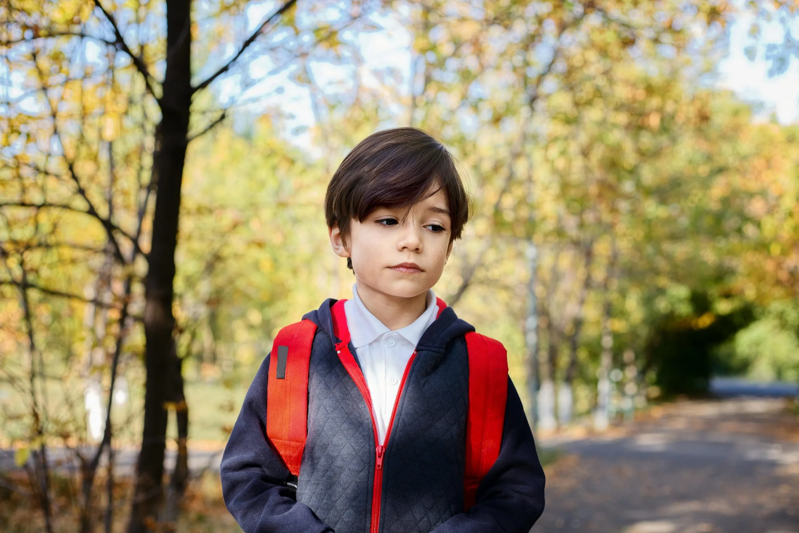 What causes low confidence in children?