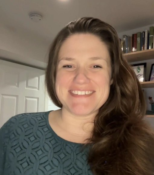 Author Claire Smizer