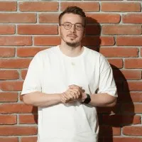 Author Dmytro Romanov